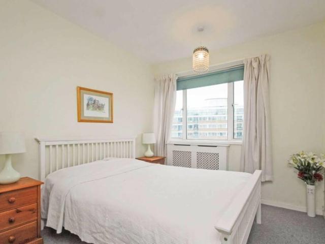 Flat for rent in Churchill Gardens Estate, Pimlico