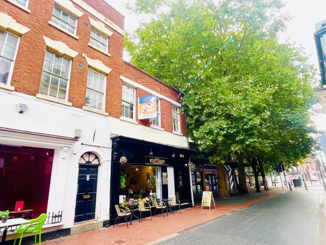 Flat for rent in Lichfield, Boley Park