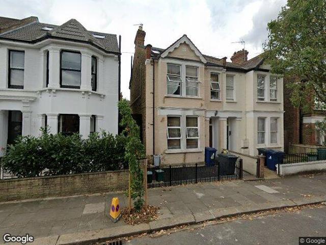 Flat for rent in London Borough of Ealing, Greater London