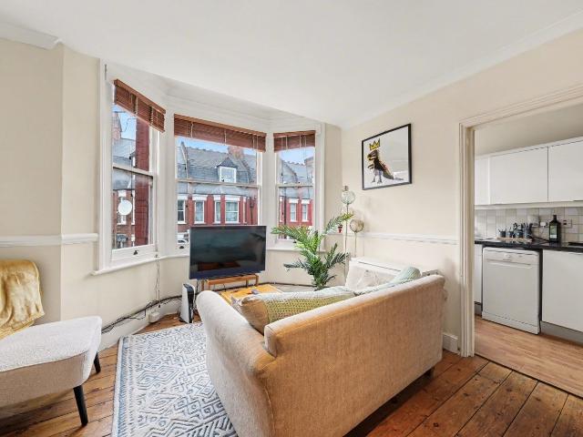Flat for rent in Finsbury Park, Greater London