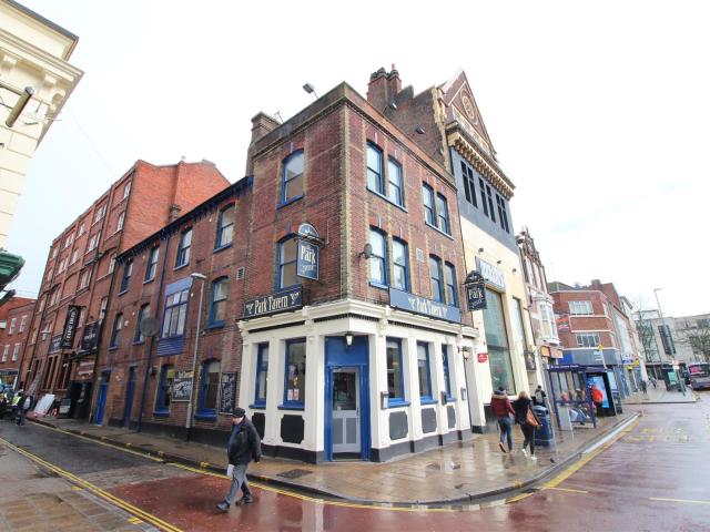 Flat for rent in Portsea, City Of Portsmouth