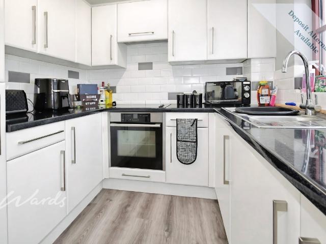 Flat for rent in Worcester Park Estate, Monks Orchard