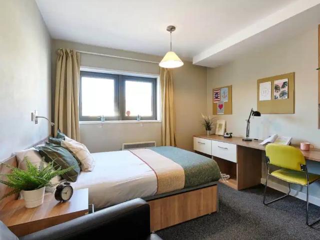 Room for rent in Watergate, Devon