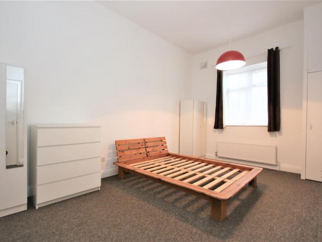 Flat for rent in Brownswood Park, Stoke Newington
