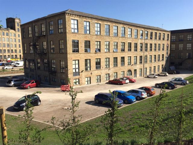 Flat for rent in Batley, West Yorkshire
