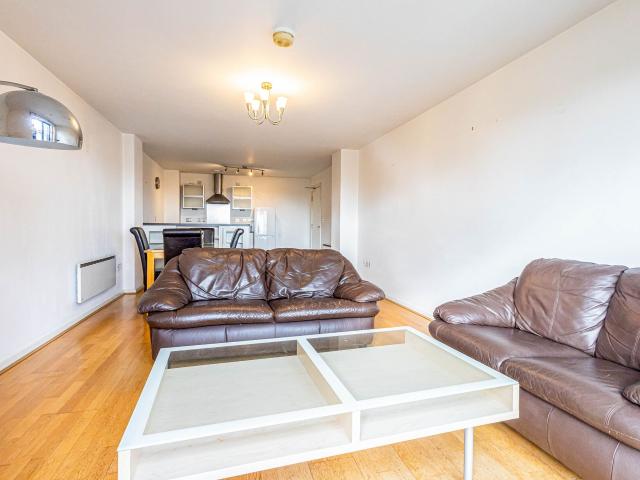 Flat for rent in City Centre, Georgia
