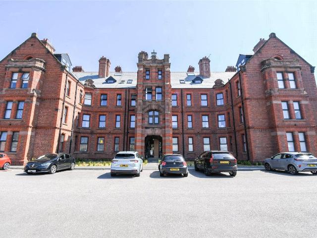 Flat for rent in Egremont, Liscard