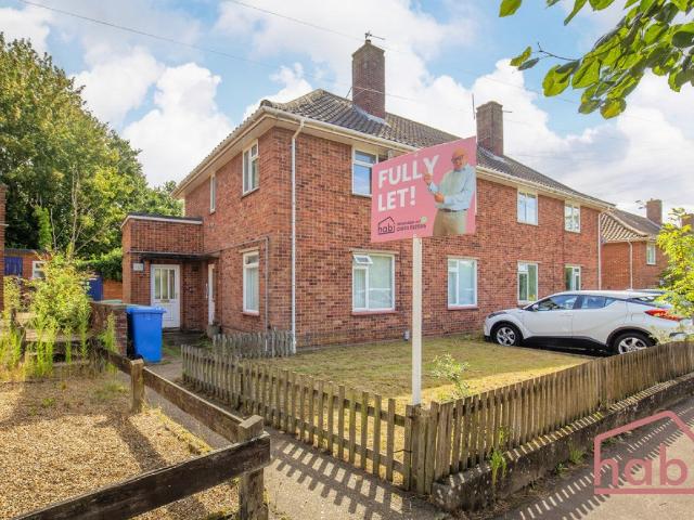 Flat for rent in Earlham Rise, East Bank
