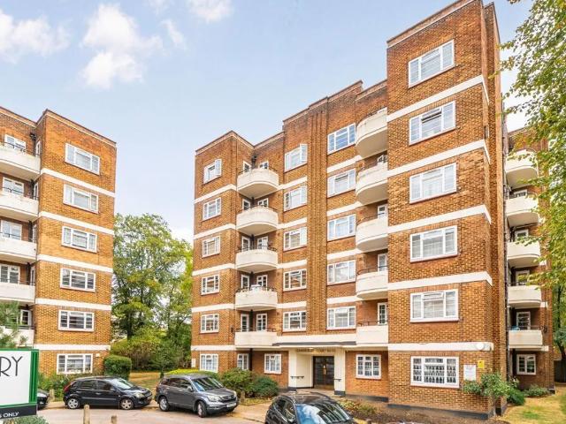 Apartment for rent in Gunnersbury Court, Greater London