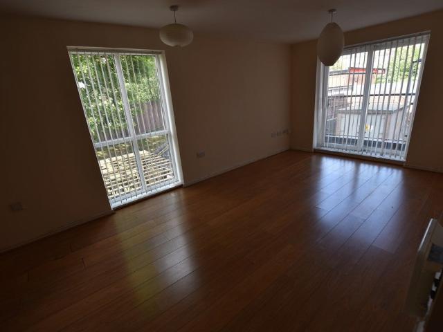 Flat for rent in Blackburn
