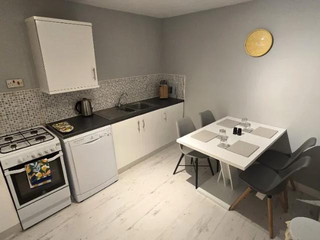Flat for rent in Ferryhill, Ballindoch