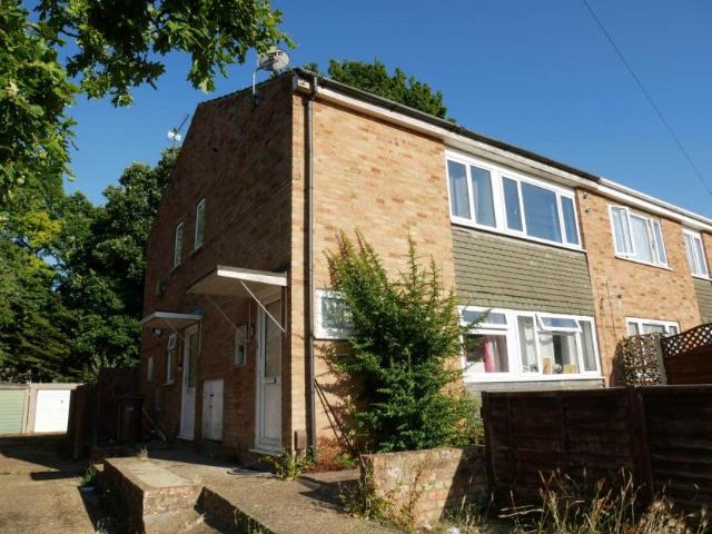 Flat for rent in Chatham