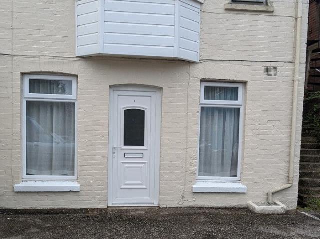 Flat for rent in Penn Hill, Poole