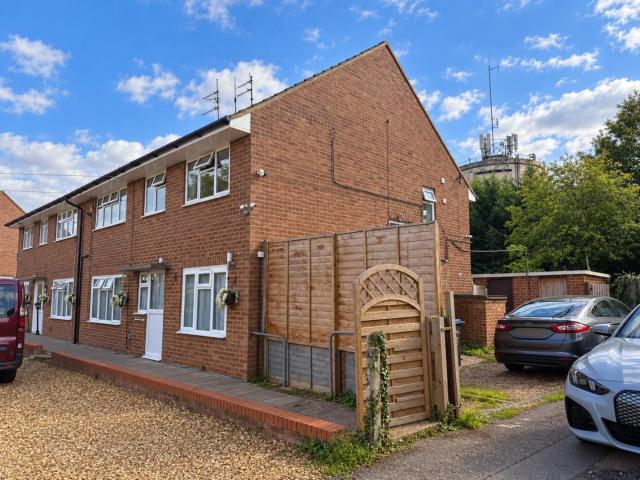Flat for rent in Brackmills, Hardingstone