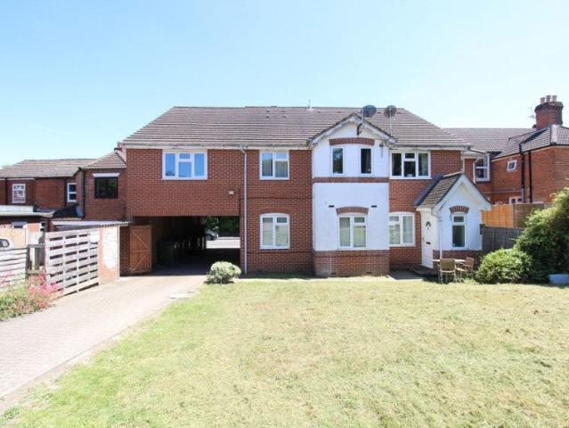 Flat for rent in Hampton Park, City Of Southampton