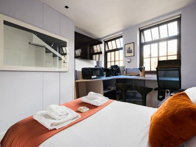 Flat for rent in Kennington, Greater London