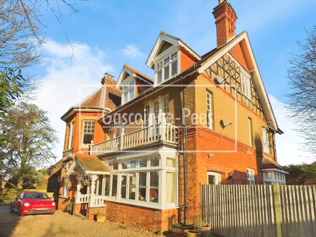Flat for rent in Boxgrove, Westborough