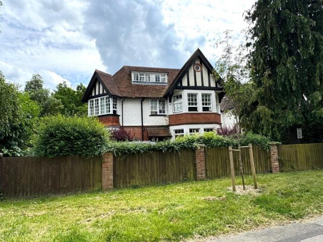 Flat for rent in St Marks, Maidenhead
