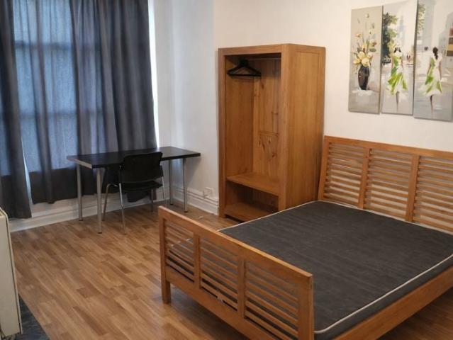 Flat for rent in Burnden, Lee Bank