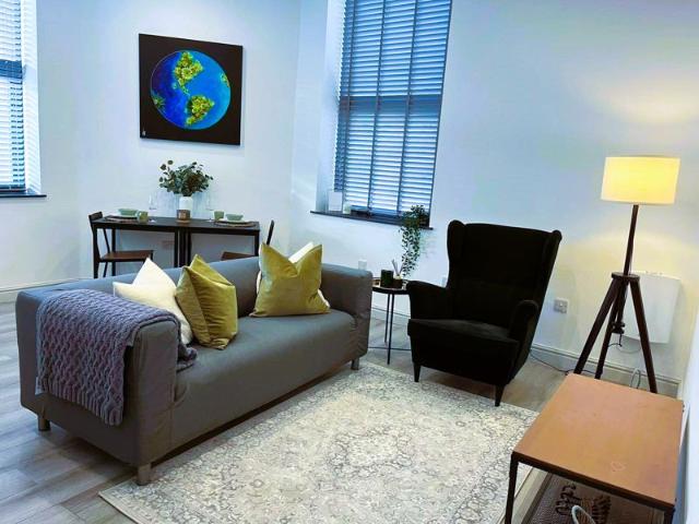 Flat for rent in The Haulgh, Lee Bank