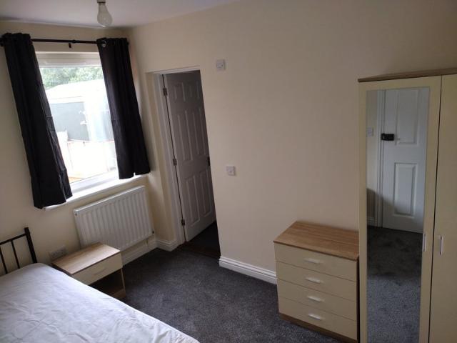 Flat for rent in Westbourne, Key Street