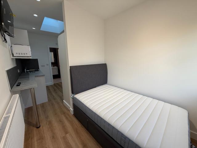 Flat for rent in Preston, Greater London