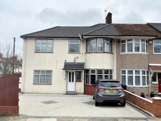 Flat for rent in London Borough of Ealing, Hanwell