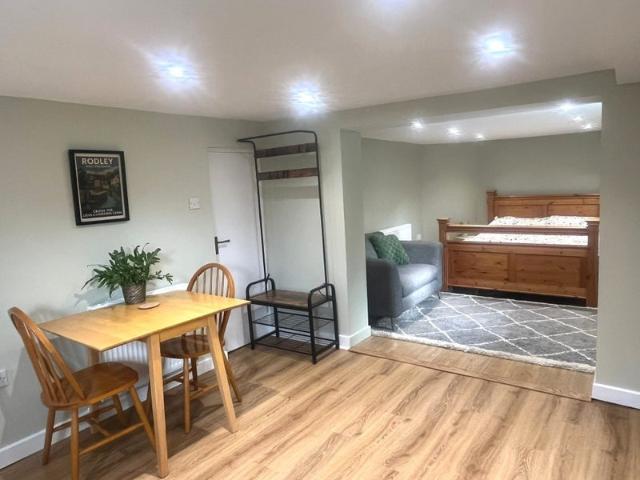 Flat for rent in Horsforth Vale, Farsley