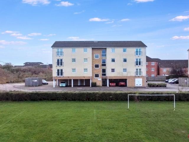Flat for rent in Baneswell, Newport