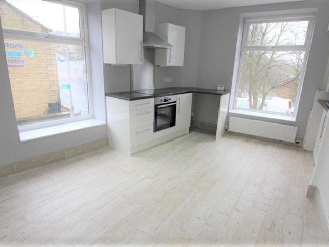 Flat for rent in Bury, Greater Manchester