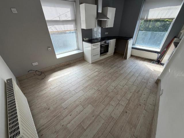 Flat for rent in Bury, Greater Manchester