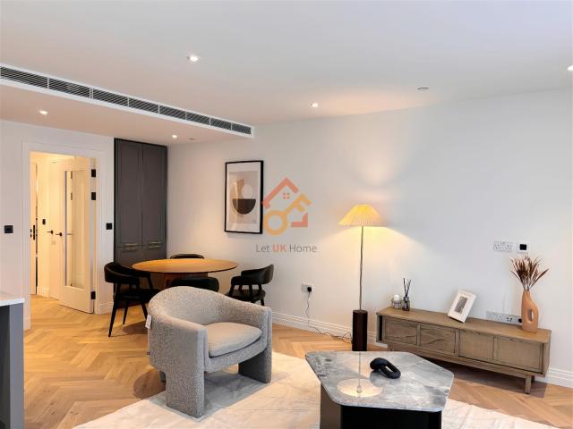 Flat for rent in London Borough of Ealing, Greater London