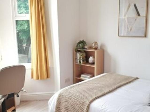 Flat for rent in Georgia, Greater Manchester