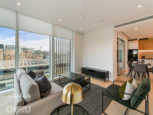 Flat for rent in Somers Town, Greater London