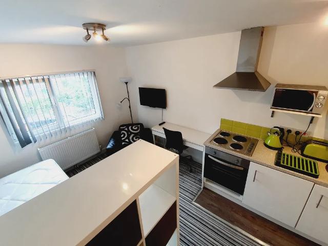 Flat for rent in Selly Oak, West Midlands