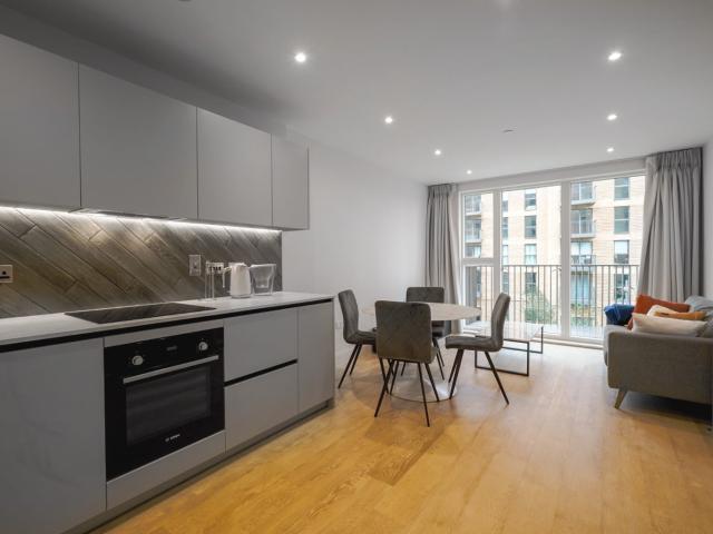 Flat for rent in Slough