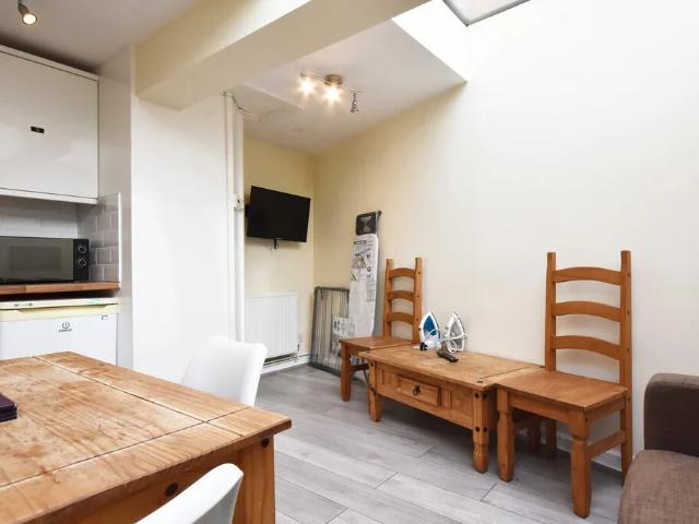 Flat for rent in Ball Hill, West Midlands
