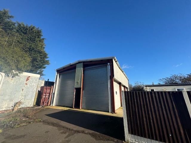 Flat for rent in Littlecote, West Sussex