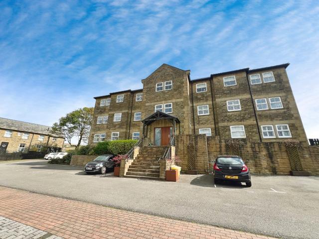 Flat for rent in Edgworth