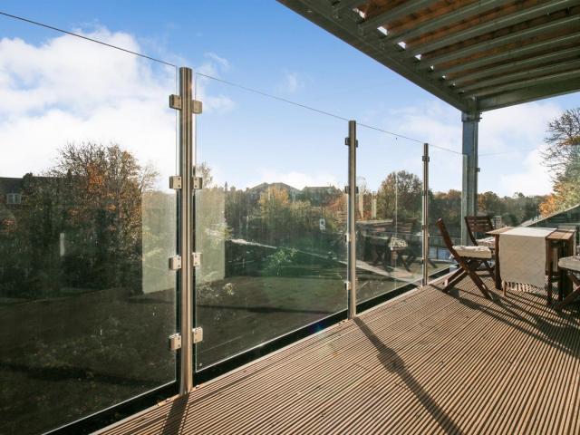 Flat for rent in Brondesbury Park, Greater London