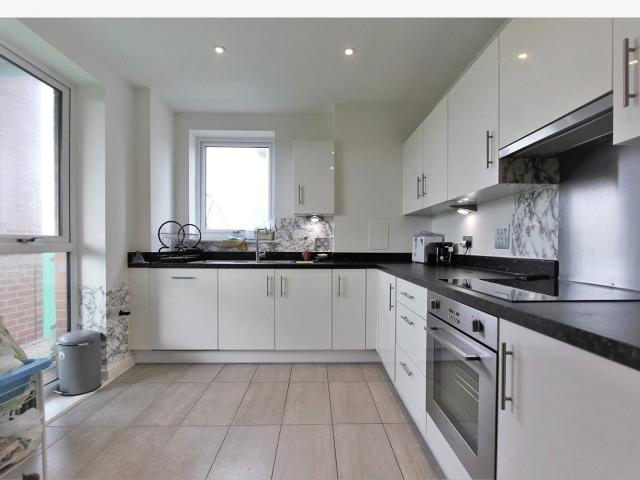 Flat for rent in London Borough of Brent, Greater London