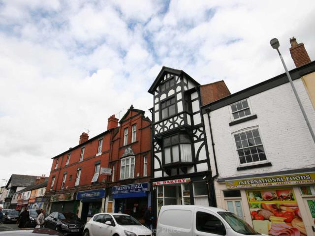 Flat for rent in Newtown, Two Mills