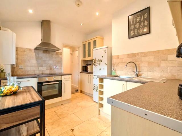Flat for rent in Plumstead, Greater London