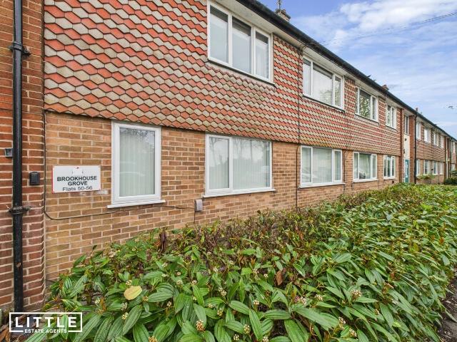 Flat for rent in Four Lane Ends, Blackburn