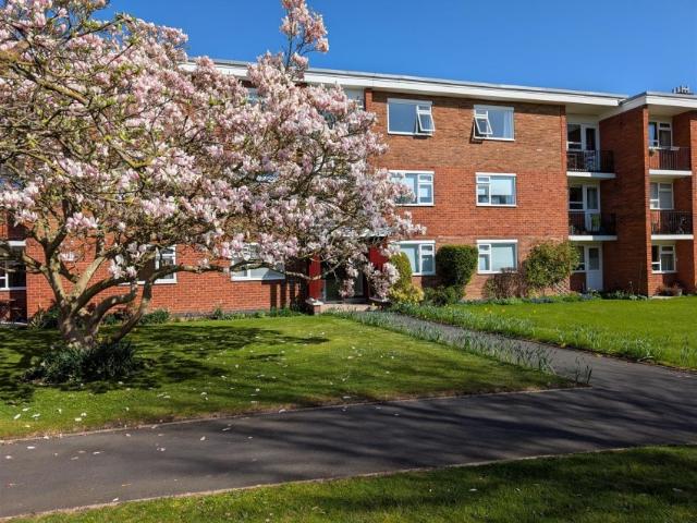Apartment for rent in Lillington, Green Close