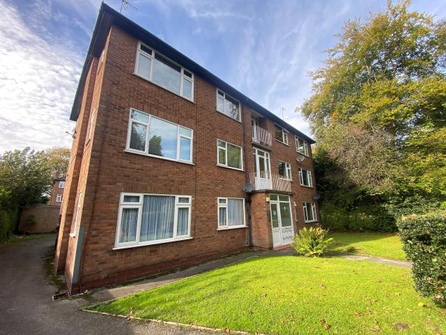 Flat for rent in Sale, Trafford