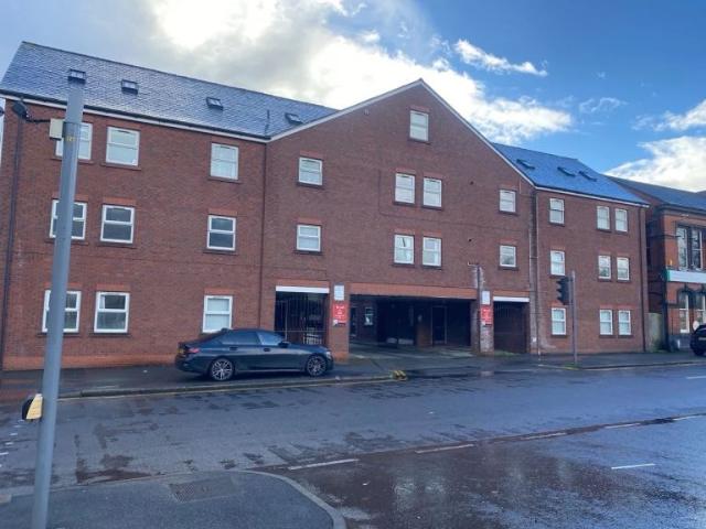 Flat for rent in Knotty Ash, Calderstones
