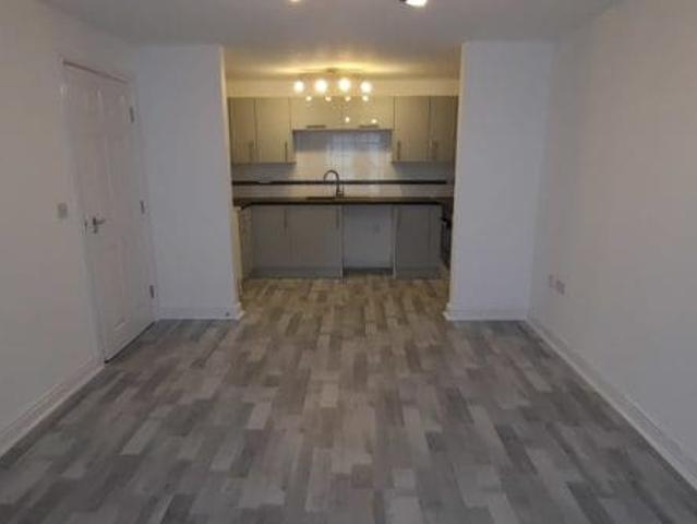 Flat for rent in Prescot, Knowsley