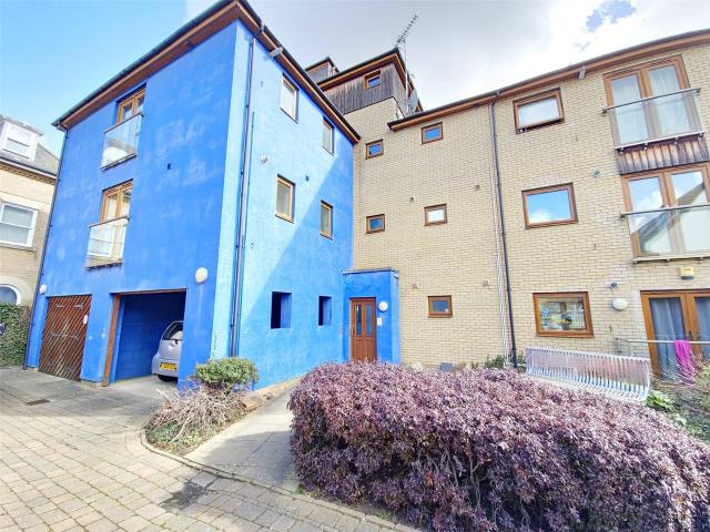 Flat for rent in Melbourne, Chelmsford