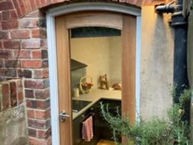 Flat for rent in Headingley Hill, Headingley